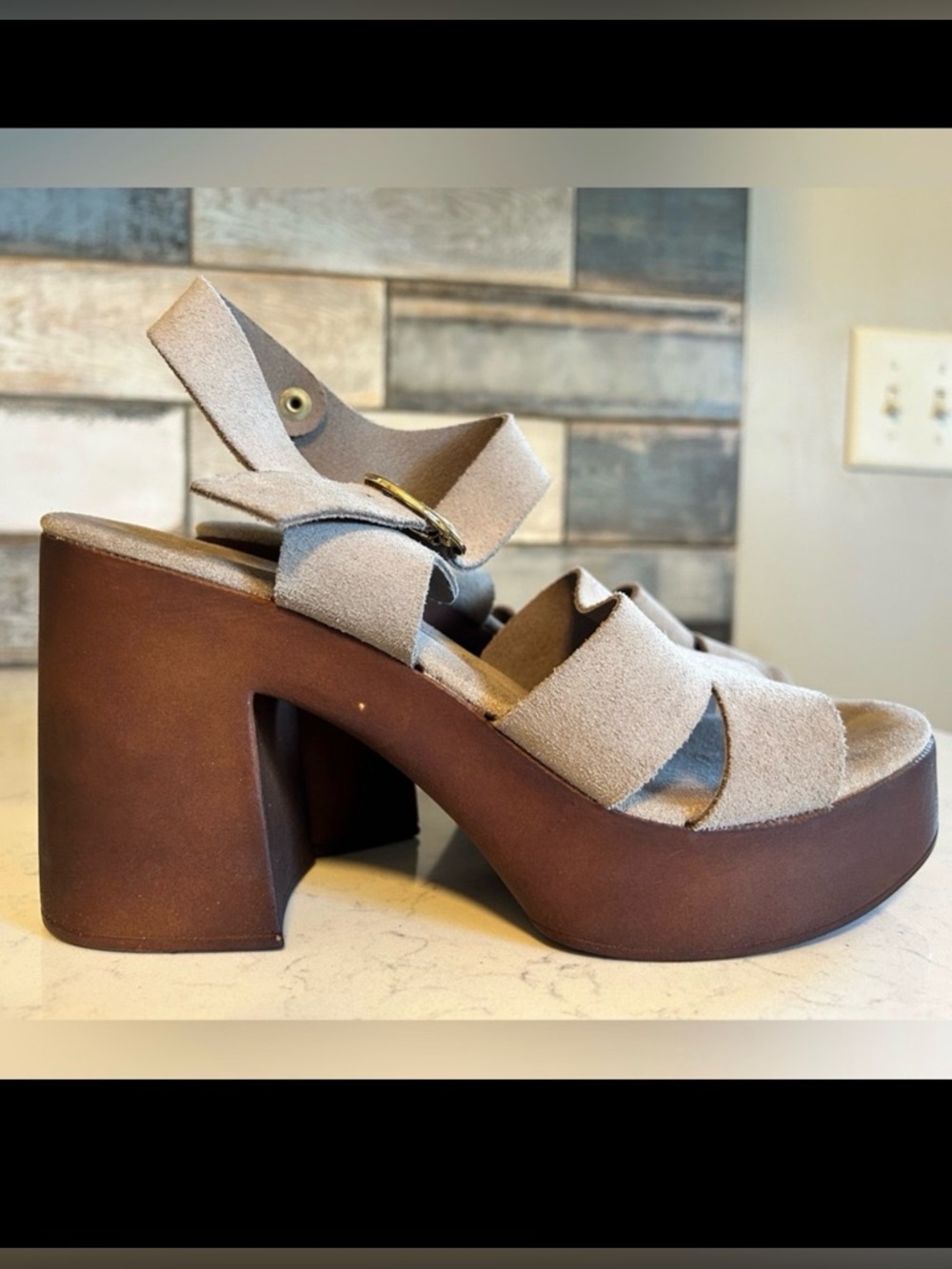 BioNatura Suede Leather Platform Heeled Sandals in Taupe Size 9/40
